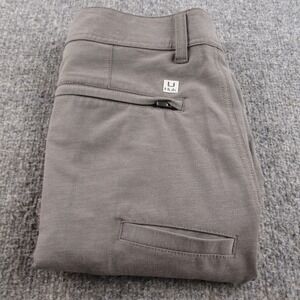 Huk Performance Fishing Mens 40 Gray Technical Stretch Lightweight Angler Shorts